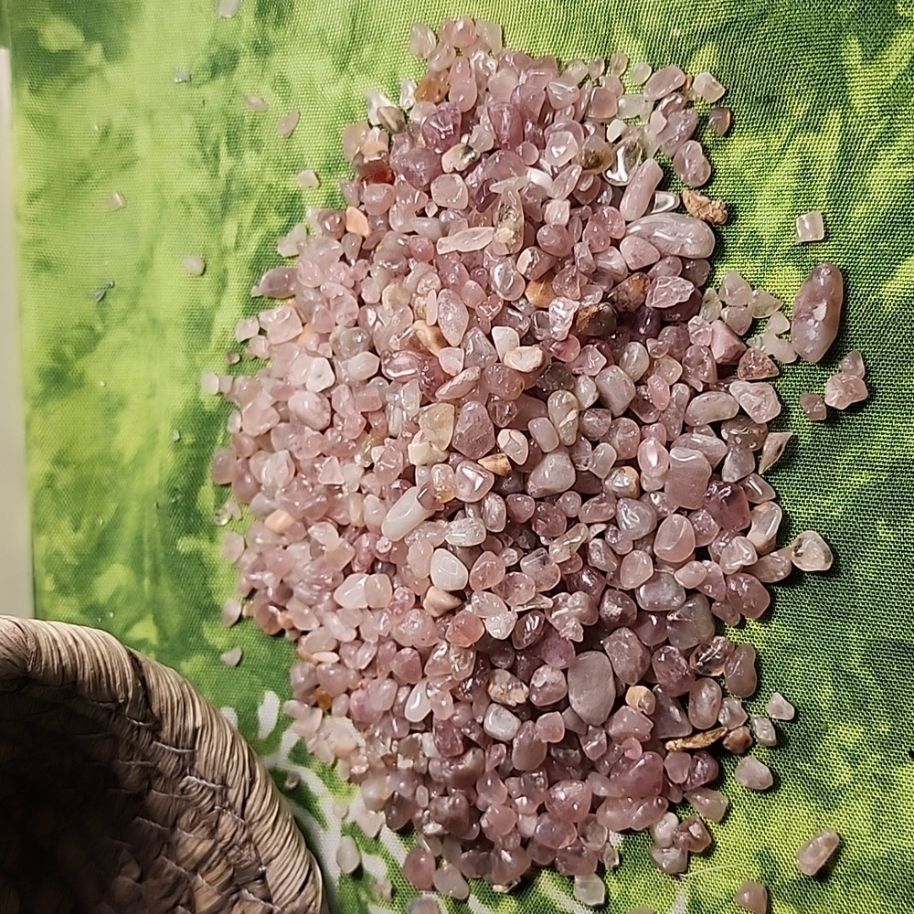 Pink 🩷 Tourmaline 🩷😍 tumble chips. Great for bottling, crafts, jewelry making